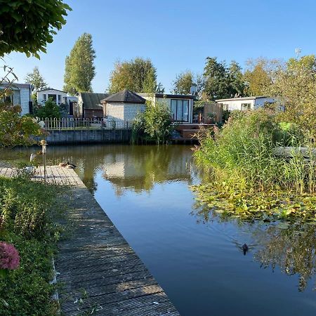 Recreatie Centrum De Hollepoarte 2 Chalets87 Makkum Exterior foto